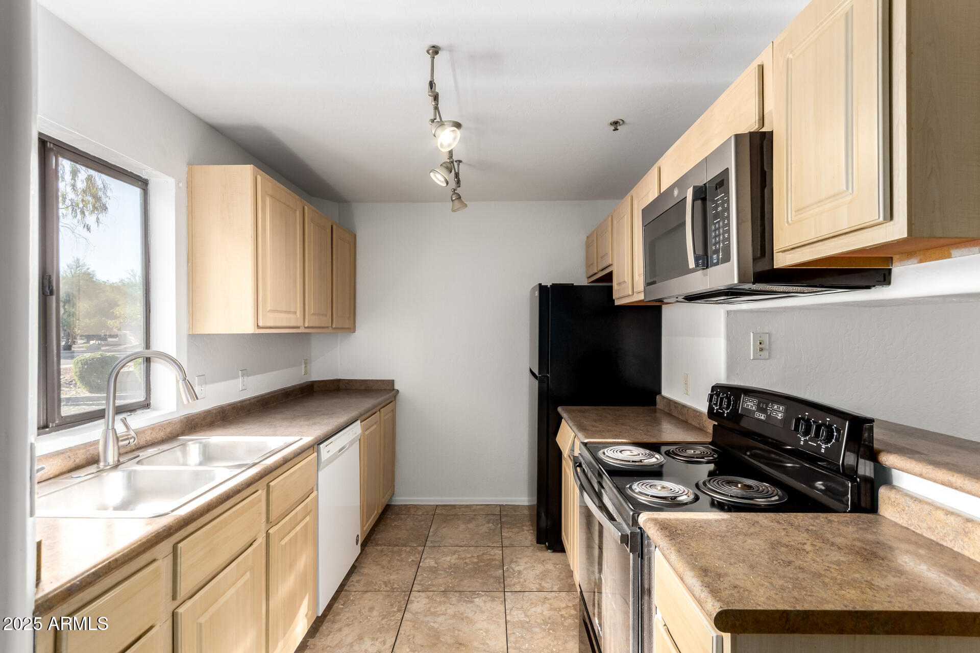 1287 North Alma School Road, Unit 182 Chandler, AZ 85224 - Photo 13 of 30 13 Alma School