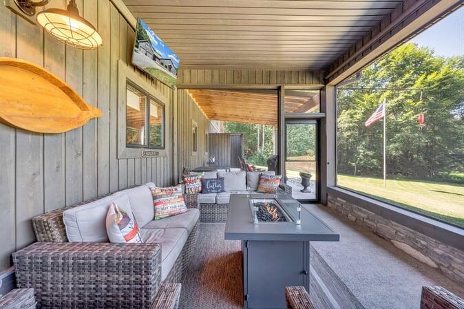 4344 Smith Mountain Road Penhook, VA 24137 - Photo 76 of 100 Screened porch