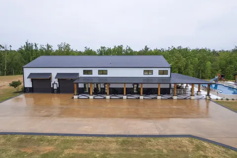 $2,499,000 | 2805 Kendrick Road, Michie, TN 38357