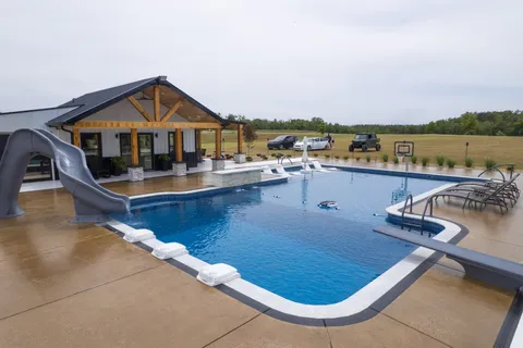 $2,499,000 | 2805 Kendrick Road, Michie, TN 38357