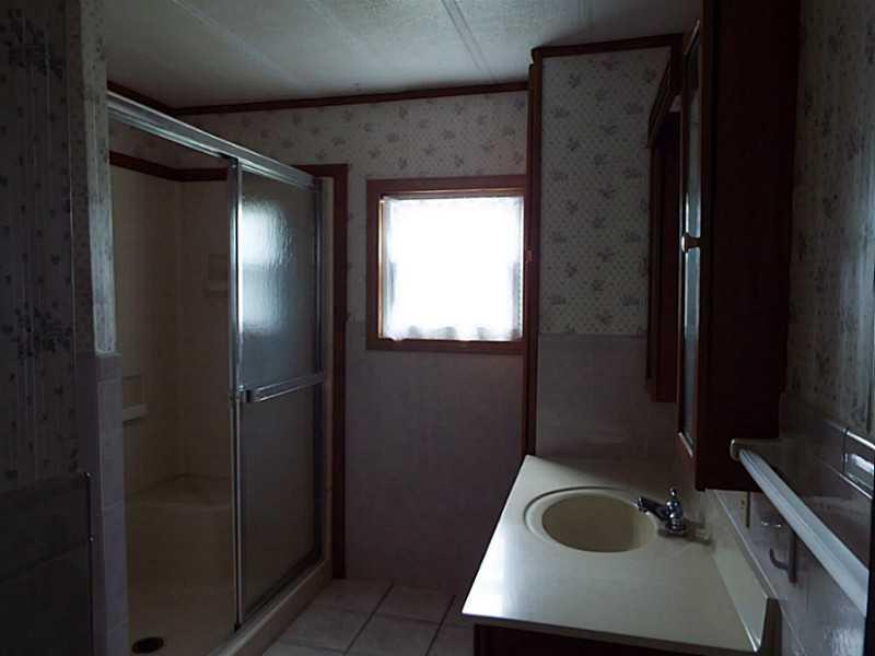 425 Mahood Road Butler, PA 16001 - Photo 11 of 22 Full Bath.