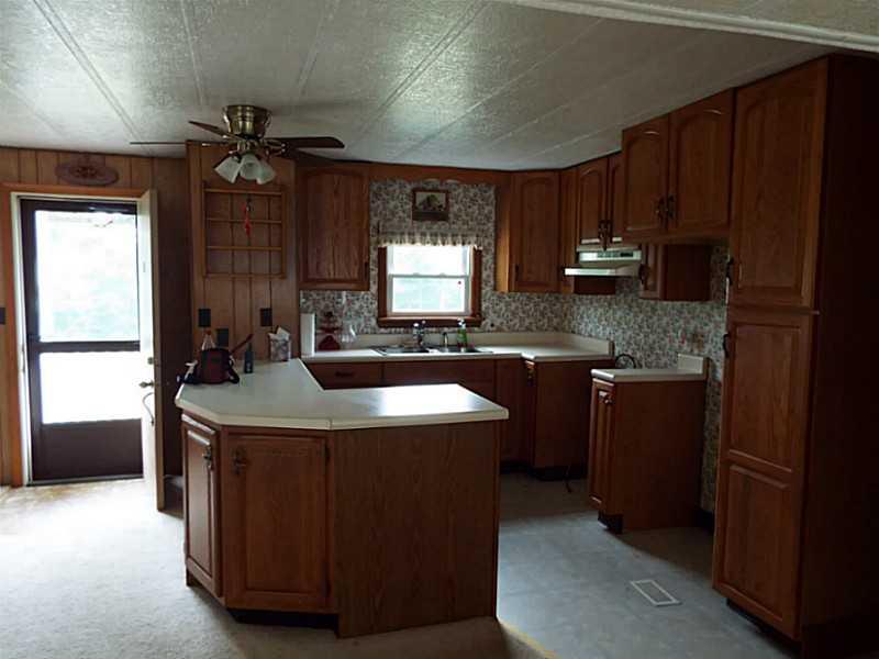 425 Mahood Road Butler, PA 16001 - Photo 4 of 22 Kitchen. Nice Kitchen with lots of storage!