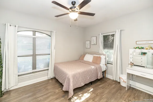 $330,000 | 1038 Avenue H, Poteet, TX 78065