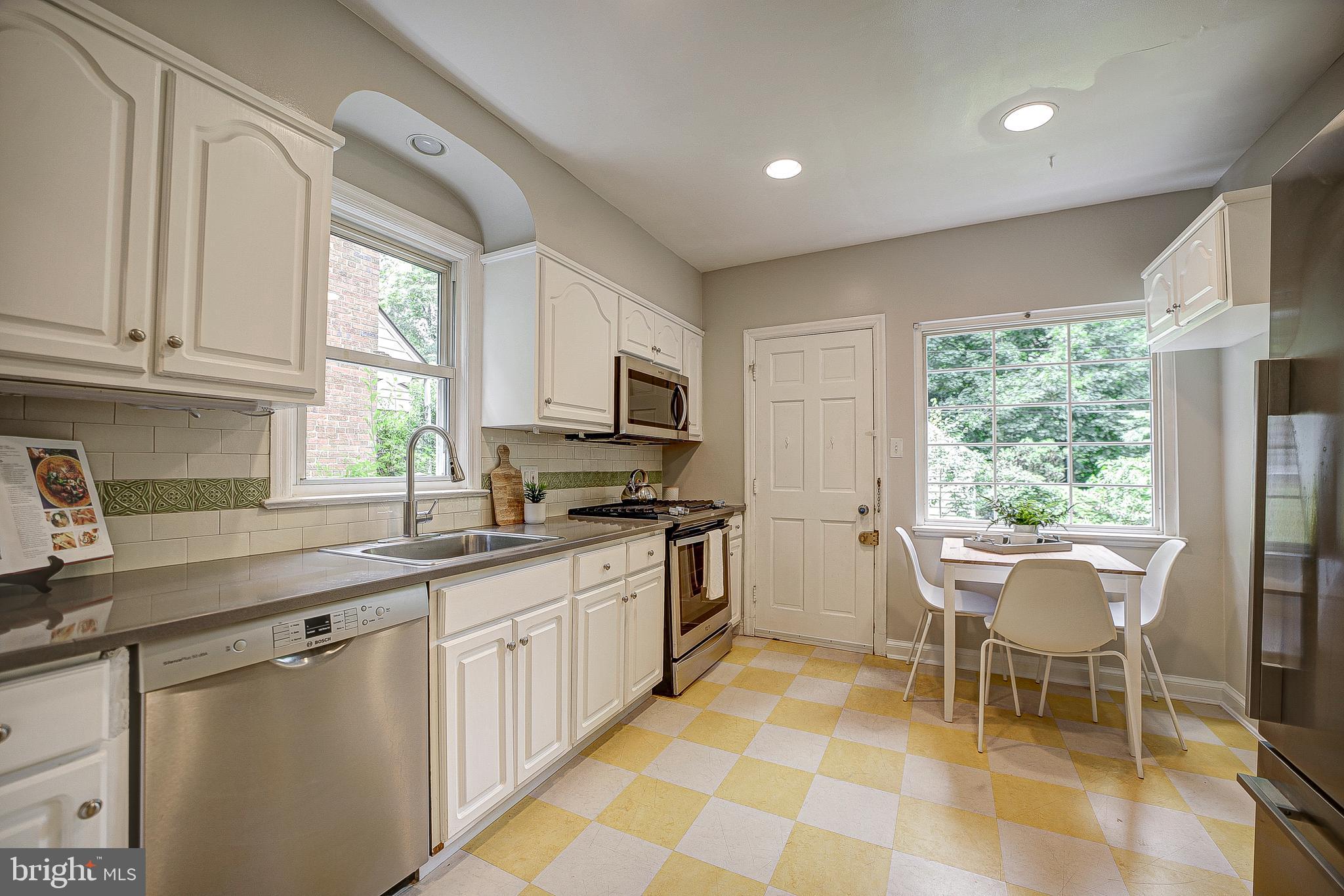 5348 29th Street Northwest Washington, DC 20015 - Photo 14 of 39 Table space kitchen with Marmoleum flooring