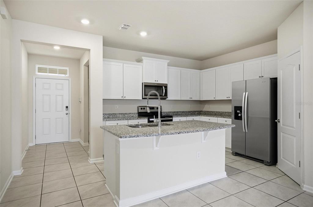 165 Redbud Road Palm Coast, FL 32137 - Photo 13 of 38