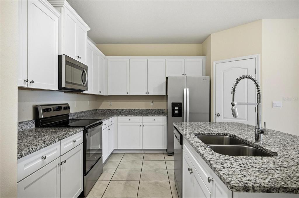 165 Redbud Road Palm Coast, FL 32137 - Photo 9 of 38