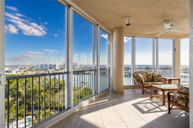 $1,325,000 | 4192 Bay Beach Lane, Unit 881, Fort Myers Beach, FL 33931