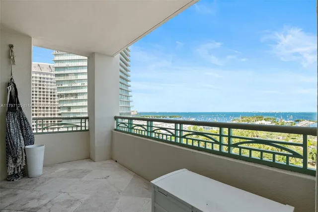 $2,850,000 | 3400 Southwest 27th Avenue, Unit 1102, Miami, FL 33133