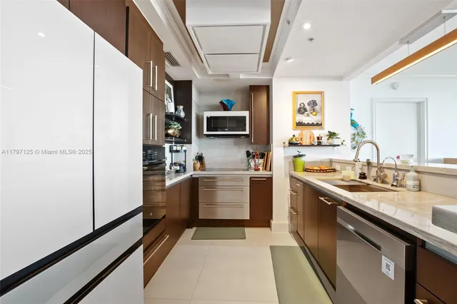 $2,850,000 | 3400 Southwest 27th Avenue, Unit 1102, Miami, FL 33133
