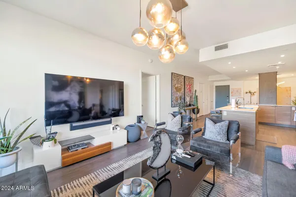 $3,495 | 2300 East Campbell Avenue, Unit 226, Phoenix, AZ 85016