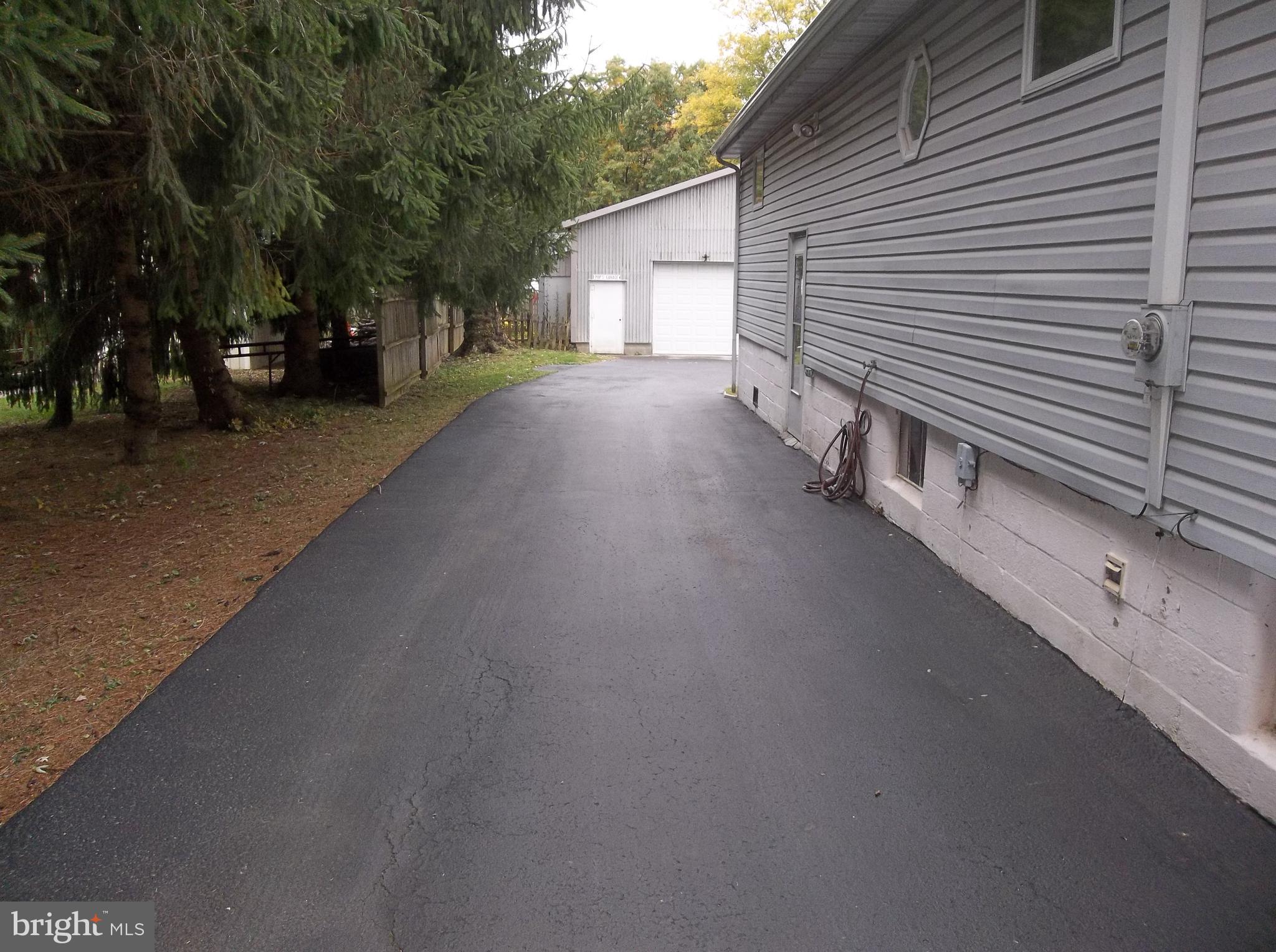 14813 Lone Oak Road Cresaptown, MD 21502 - Photo 6 of 27 Gallery Image 6
