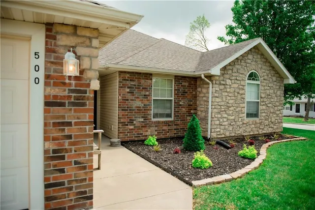 $229,900 | 500 North Webster Street, Nevada, MO 64772