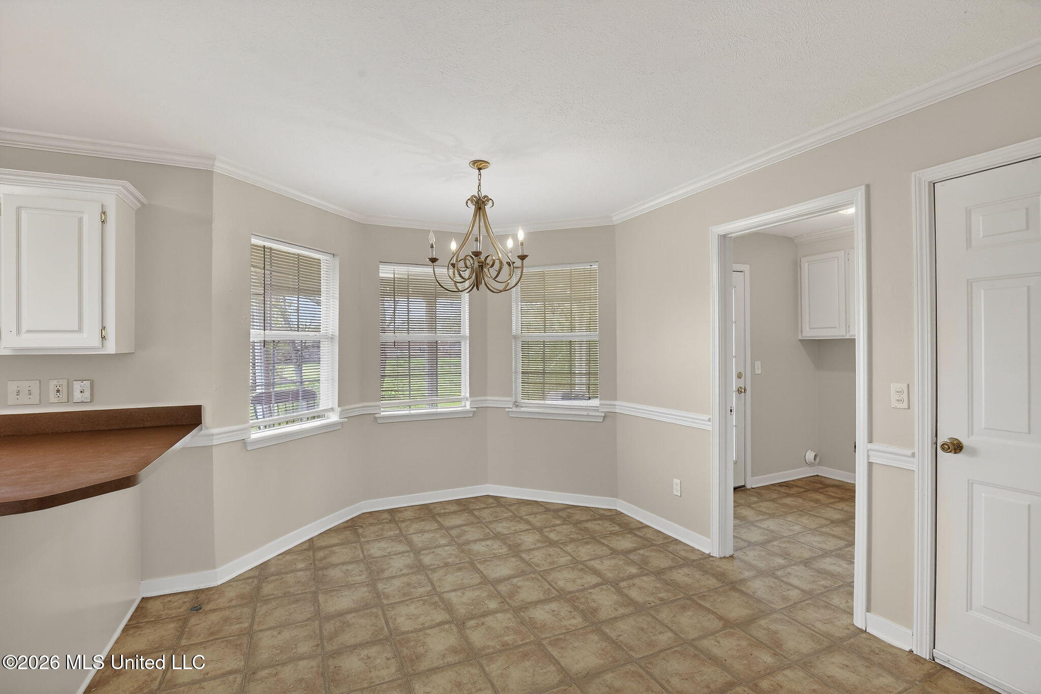 610 Ridge Place Byram, MS 39272 - Photo 14 of 37 14-web-or-mls-610 Ridge-14