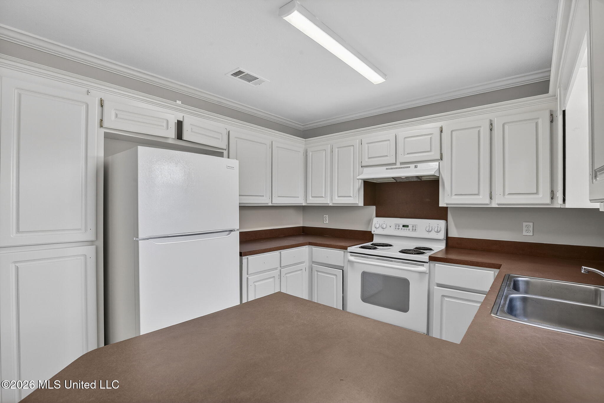 610 Ridge Place Byram, MS 39272 - Photo 18 of 37 18-web-or-mls-610 Ridge-18