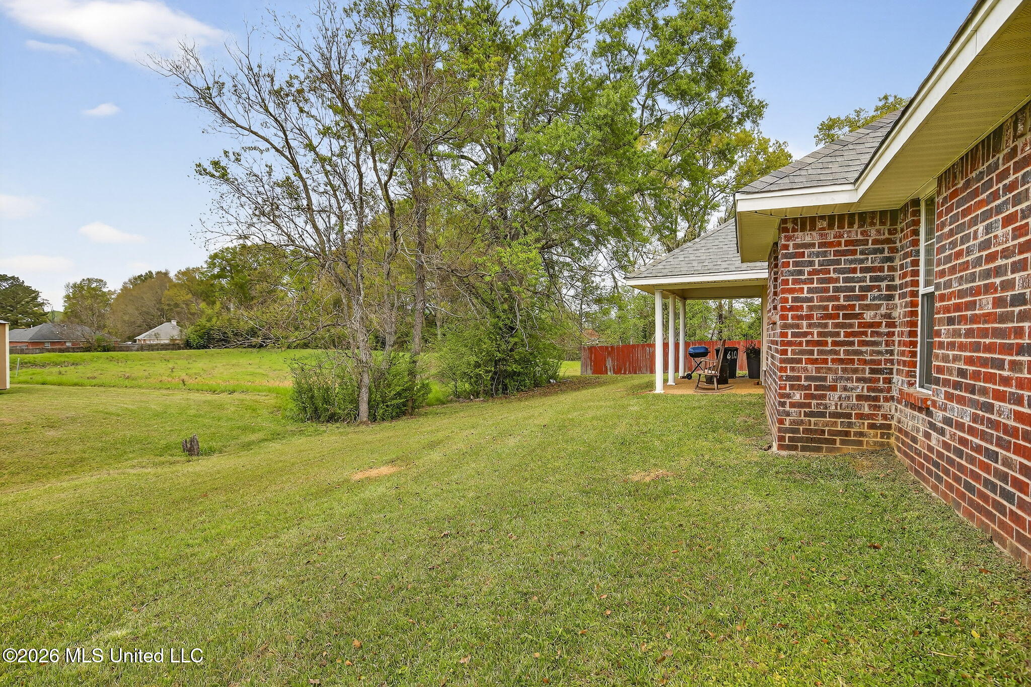 610 Ridge Place Byram, MS 39272 - Photo 37 of 37 37-web-or-mls-610 Ridge-37