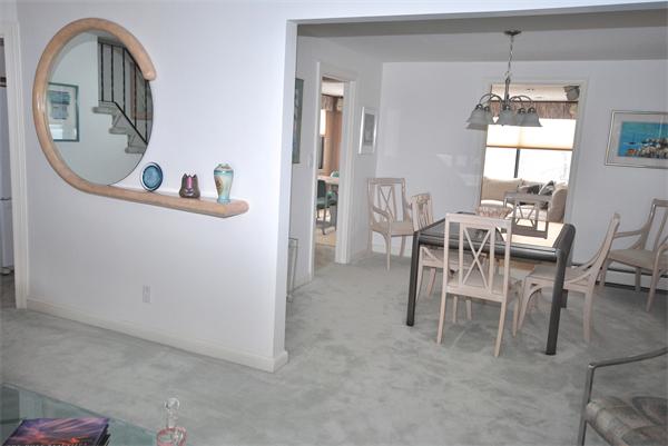 7 Maxdale Road Worcester, MA 01602 - Photo 5 of 21