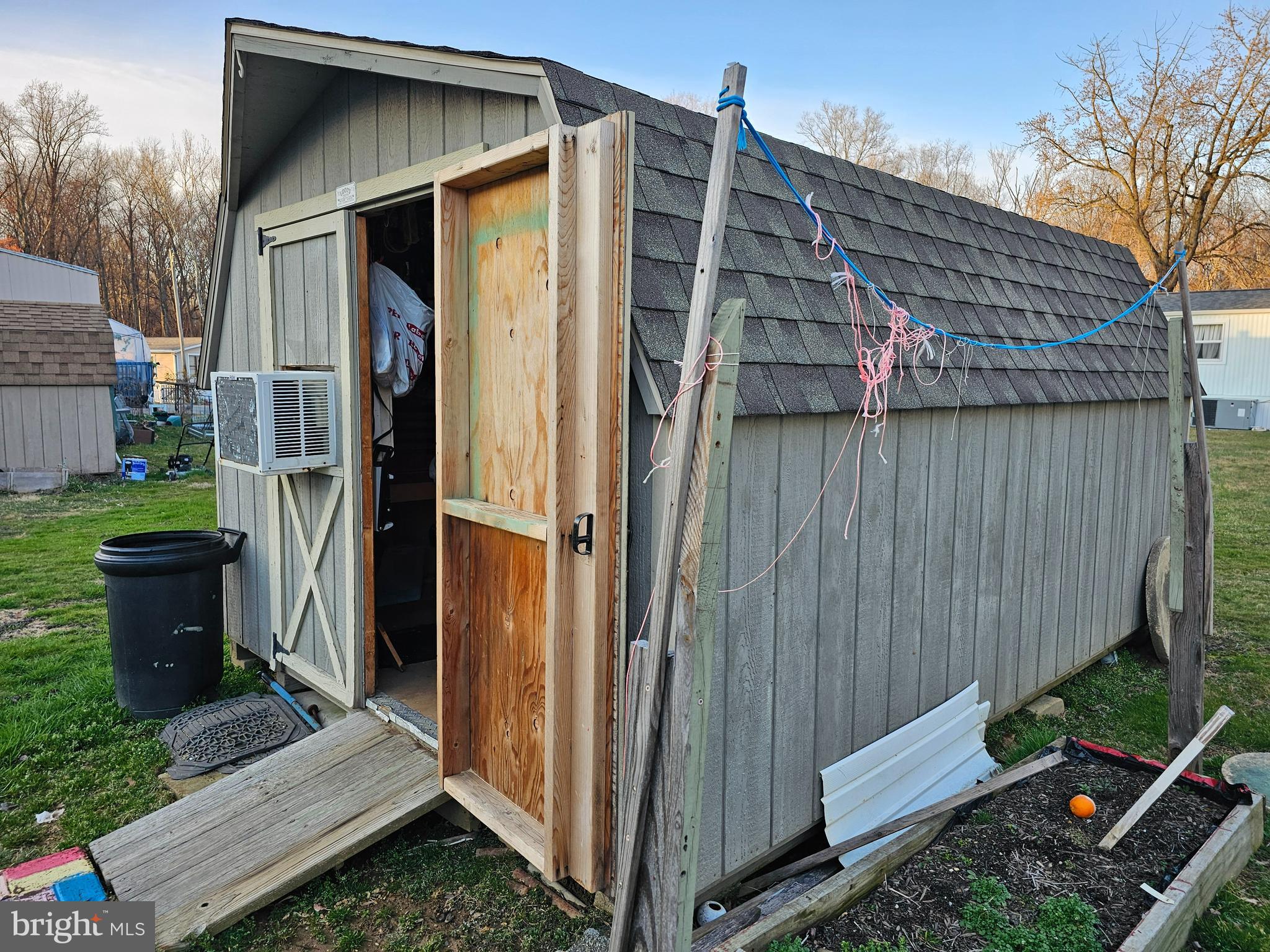 21 Vanessa Avenue Rising Sun, MD 21911 - Photo 10 of 13 a backyard of a house