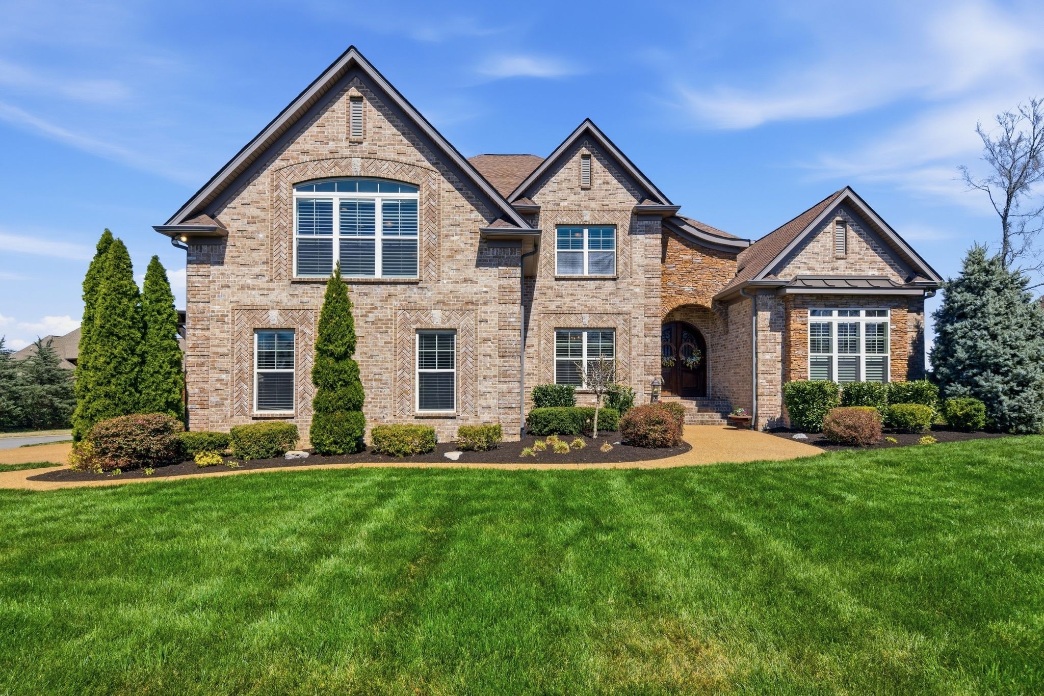107 Wembly Lane Mount Juliet, TN 37122 - Photo 1 of 36 Gallery Image 1