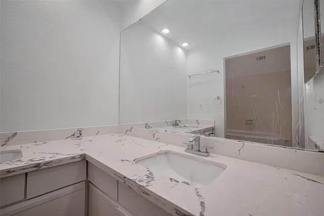 $115,000 | 16800 Sugar Pine Drive, Unit 28, Houston, TX 77090