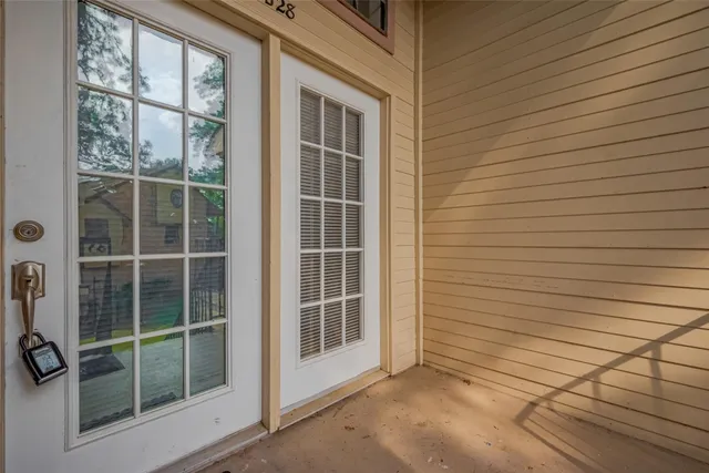 $115,000 | 16800 Sugar Pine Drive, Unit 28, Houston, TX 77090