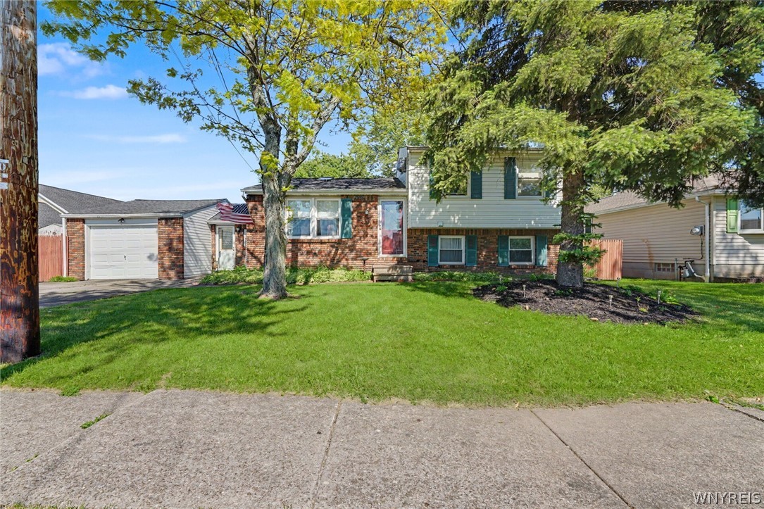 233 Dean Road Cheektowaga, NY 14043 - Photo 3 of 33