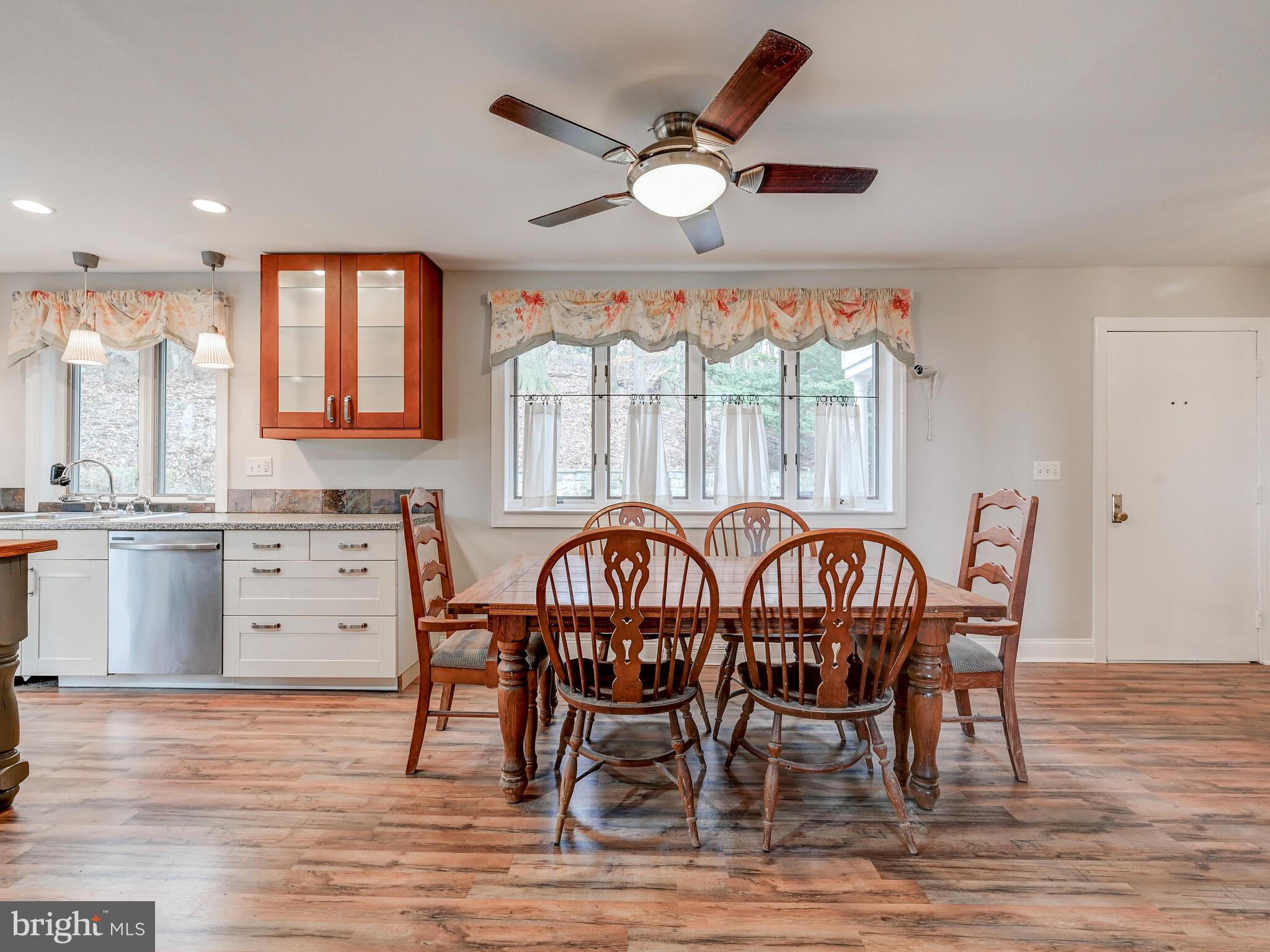917 Cromwell Bridge Road Towson, MD 21286 - Photo 7 of 39 Gallery Image 7