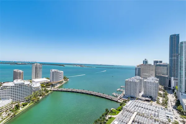 $450,000 | 475 Brickell Avenue, Unit 2908, Miami, FL 33131