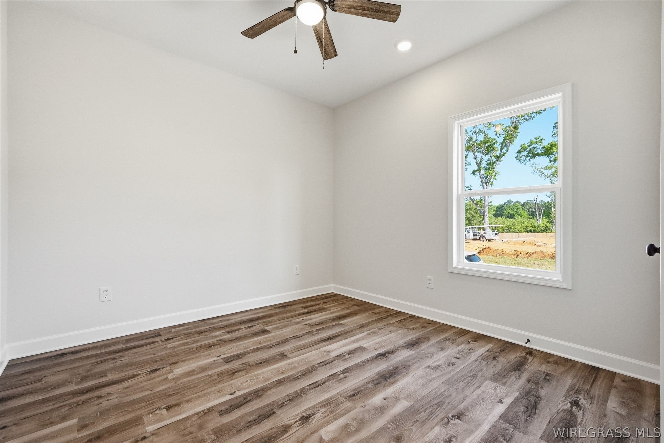 331 Thornbird Loop Enterprise, AL 36330 - Photo 3 of 43 Gallery Image 3
