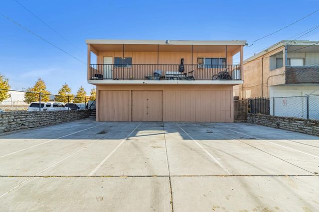 $749,000 | 748 Clara Street, Oakland, CA 94603