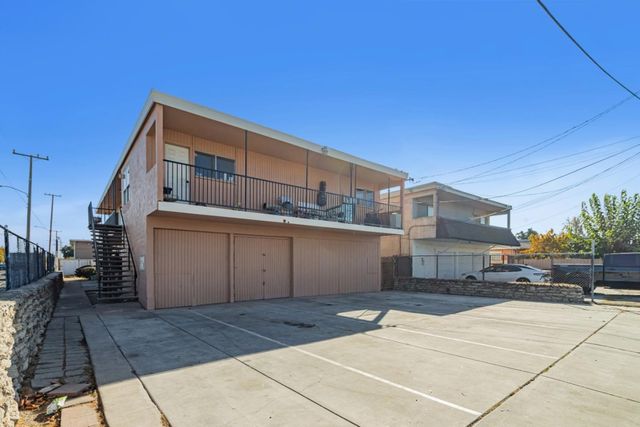 $749,000 | 748 Clara Street, Oakland, CA 94603