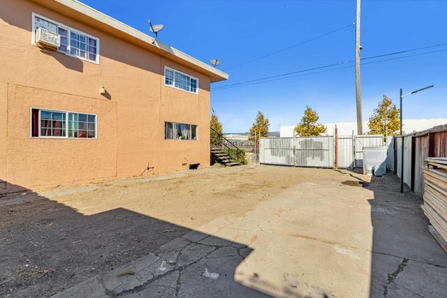$749,000 | 748 Clara Street, Oakland, CA 94603