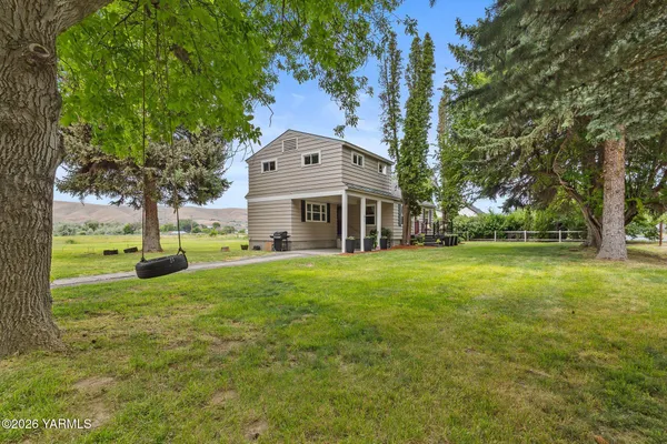 $475,000 | 702 Pioneer Lane, Union Gap, WA 98903
