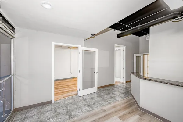 $2,502 | 24609 Arch Street, Newhall, CA 91321