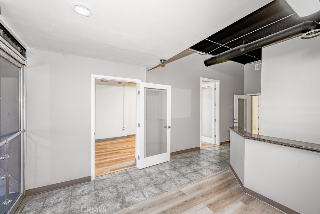 24609 Arch Street Newhall, CA 91321 - Photo 4 of 22 a view of empty room