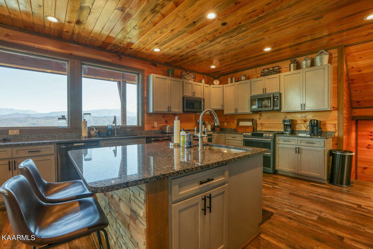 2414 Hackberry Drive Sevierville, TN 37862 - Photo 8 of 45 Hawkins. 2414 Hackberry. Svl MLSb (4 of