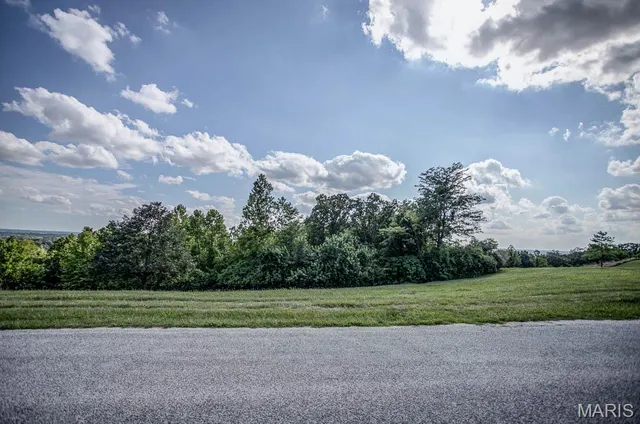 $15,000 | 658 Quarry Road, Golden Eagle, IL 62036