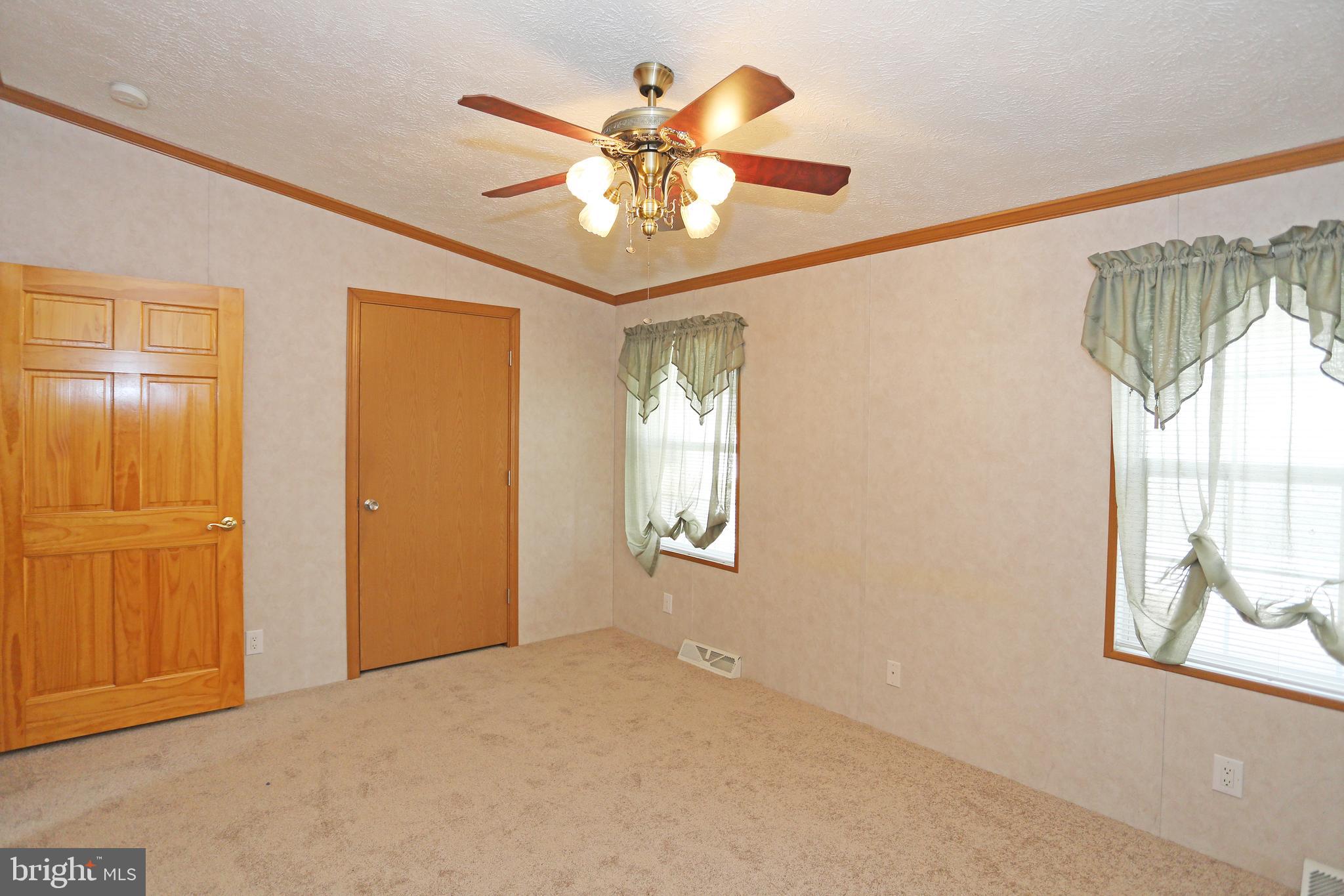 207 Trailway Road Middle River, MD 21220 - Photo 32 of 39 Gallery Image 32