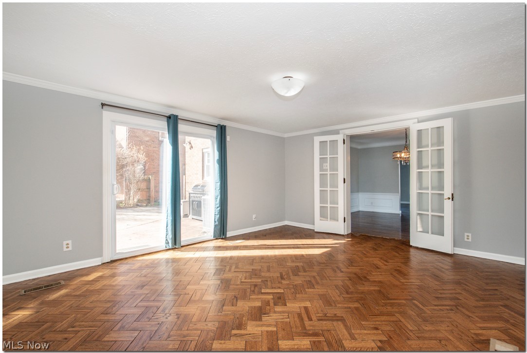 2611 Fenwick Road Cleveland, OH 44118 - Photo 14 of 35 Gallery Image 14