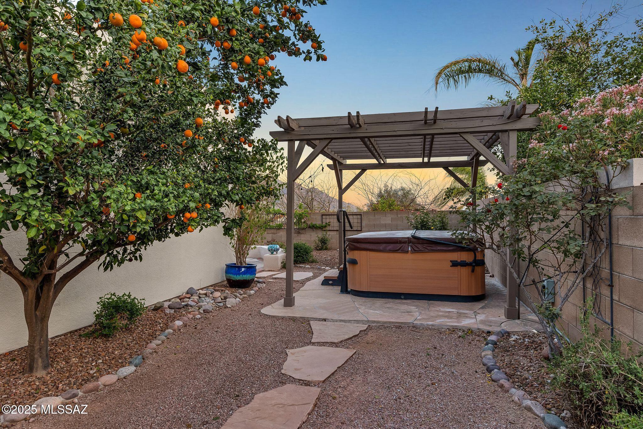 499 West Windowmaker Road Tucson, AZ 85737 - Photo 5 of 44 Gallery Image 5