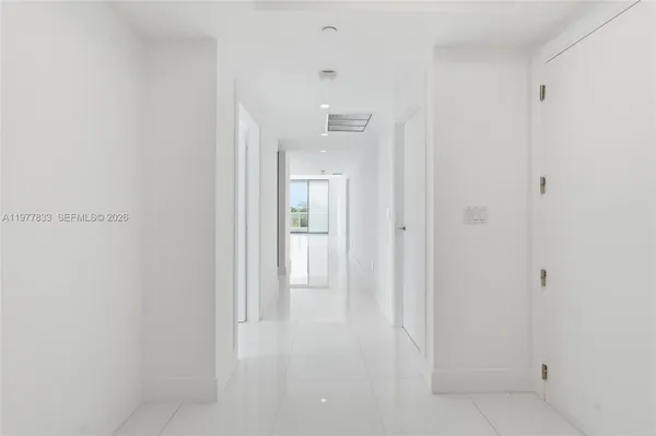 $2,950,000 | 2627 South Bayshore Drive, Unit 501, Miami, FL 33133