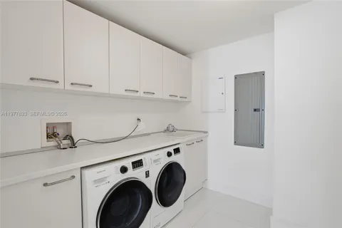 $2,950,000 | 2627 South Bayshore Drive, Unit 501, Miami, FL 33133