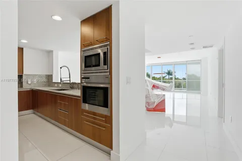 $2,950,000 | 2627 South Bayshore Drive, Unit 501, Miami, FL 33133
