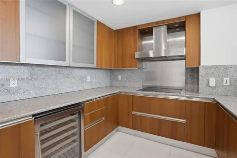 $2,950,000 | 2627 South Bayshore Drive, Unit 501, Miami, FL 33133