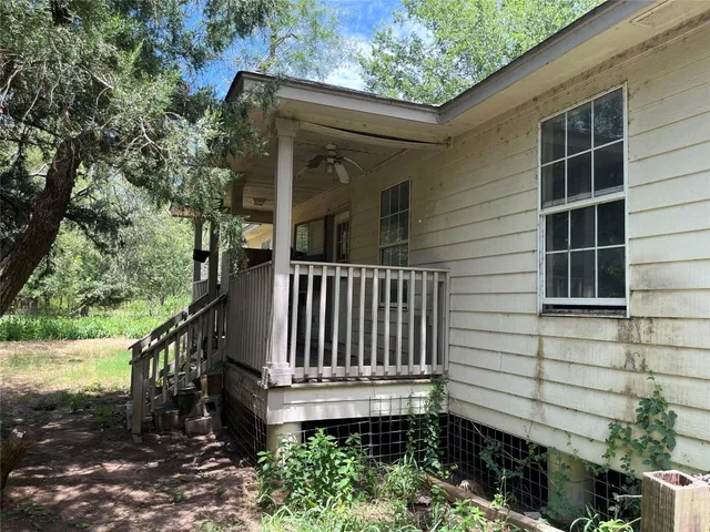 $299,500 | 354 Lower Red Rock Road, Bastrop, TX 78602