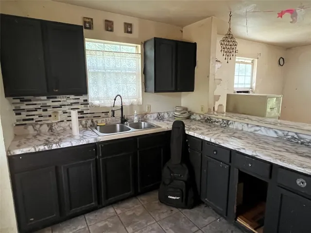 $299,500 | 354 Lower Red Rock Road, Bastrop, TX 78602