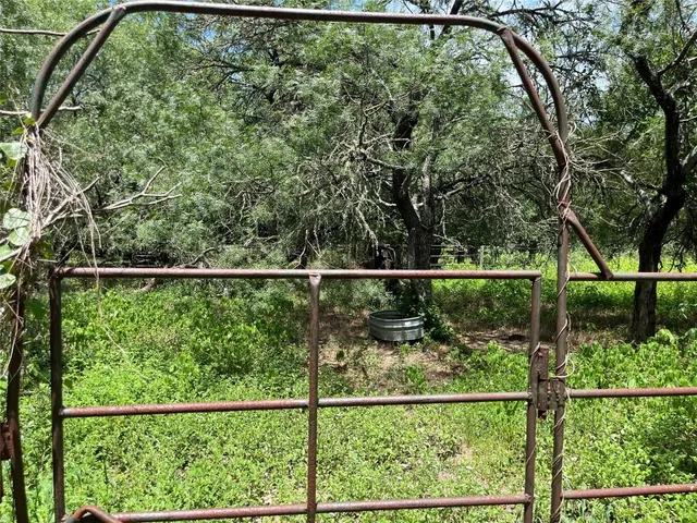 $299,500 | 354 Lower Red Rock Road, Bastrop, TX 78602