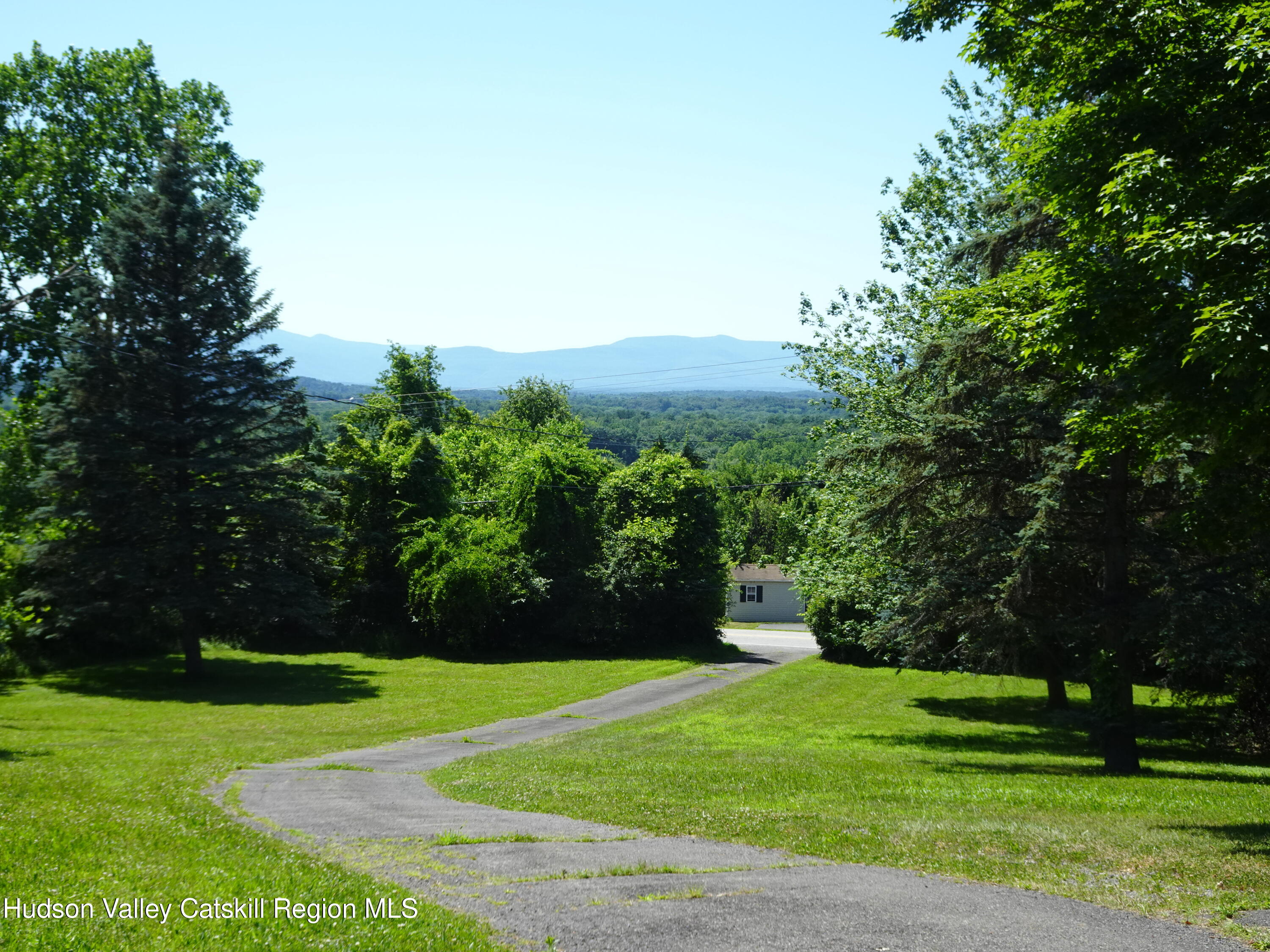 135 Millbrook Road Hudson, NY 12534 - Photo 2 of 40 a view of a backyard
