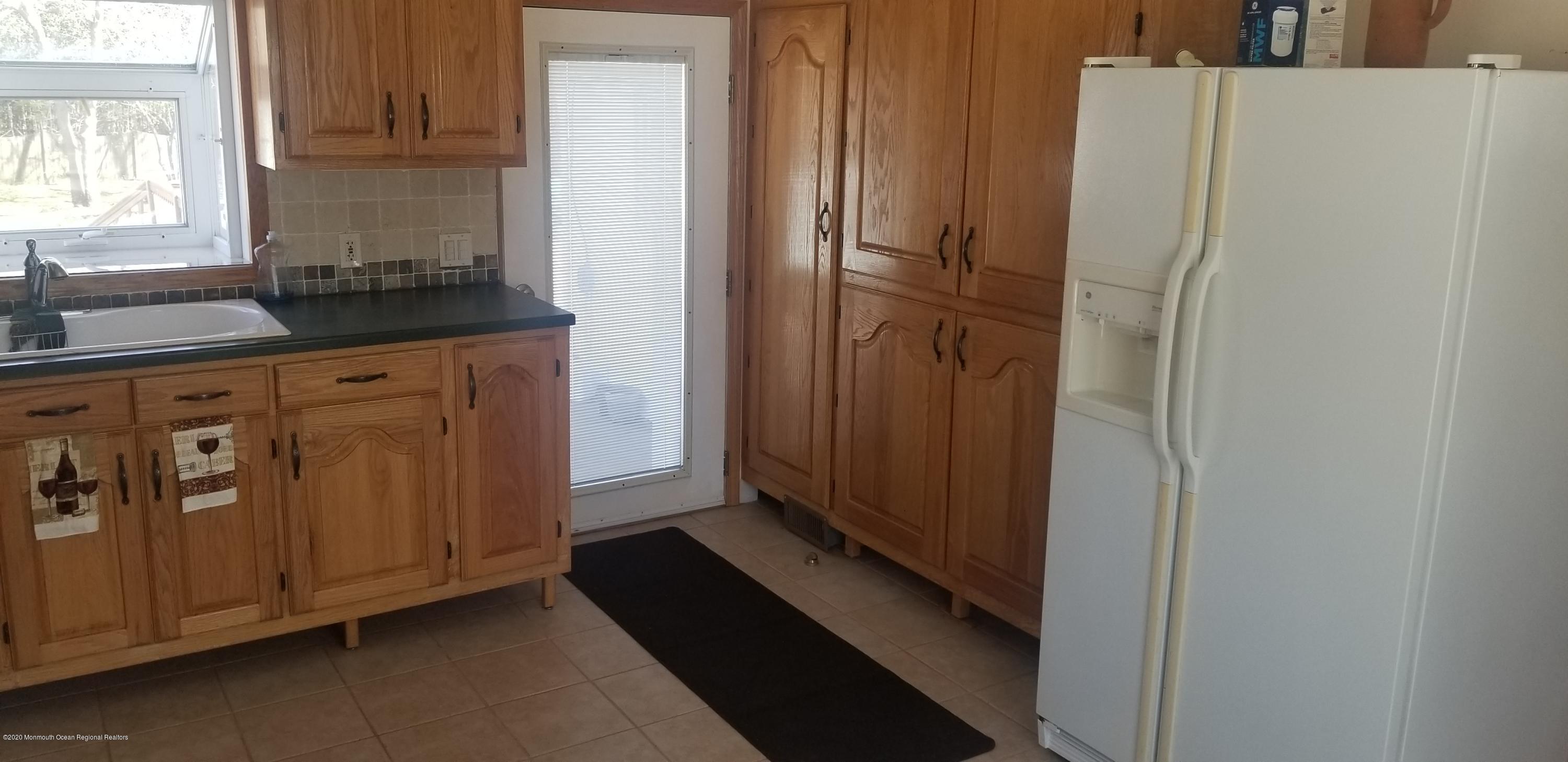 139 Harding Drive Brick, NJ 08724 - Photo 8 of 75 20200326_144301