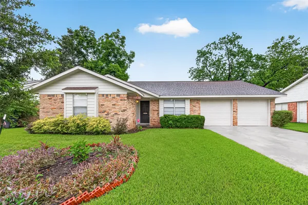$269,900 | 5921 Ariel Street, Houston, TX 77074