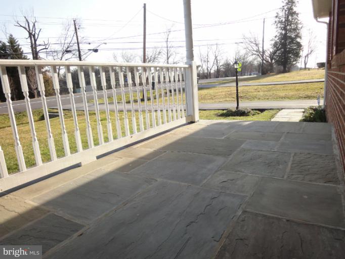 6701 Brooklyn Bridge Road Laurel, MD 20707 - Photo 15 of 29 Exterior (General)